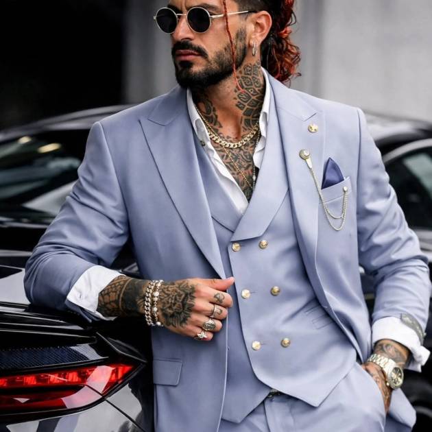 Fato C/colete azul pastel