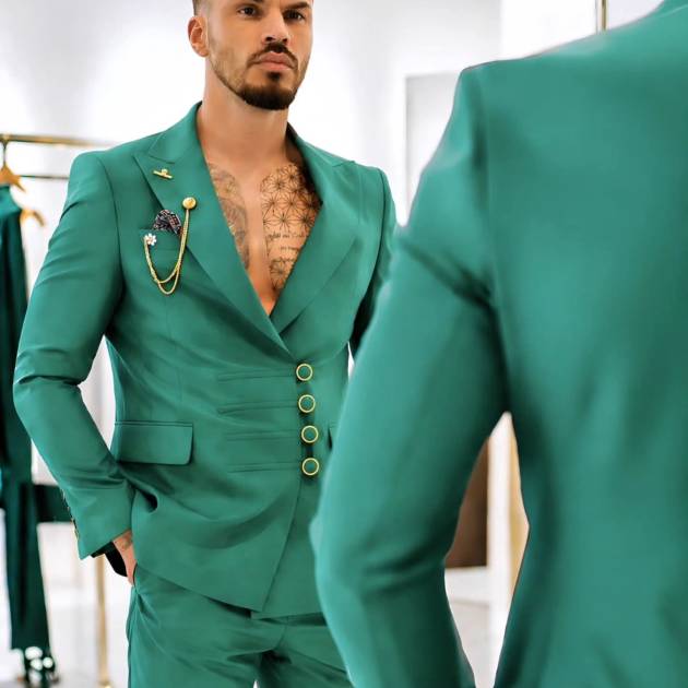 MONARCH GREEN SUIT