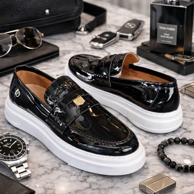 Monaco Verniz Preto